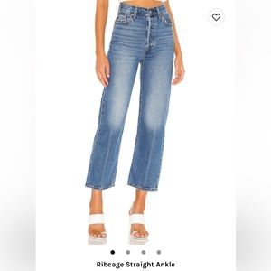 Levi’s ribcage straight ankle jeans